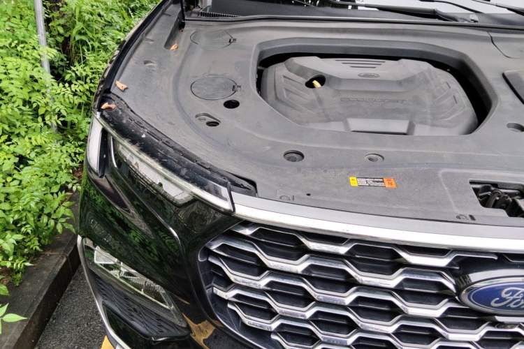 Used Ford Equator 2021 EcoBoost 225 Premier PLUS 6-Seater Engine Bay Right