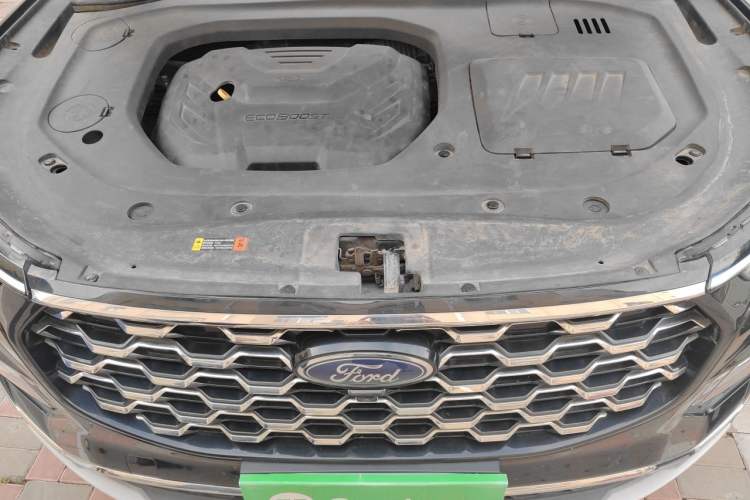 Used Ford Equator 2021 EcoBoost 225 Premier 6-Seater Engine Bay