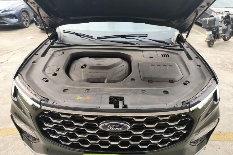 Used Ford Equator 2021 EcoBoost 225 Premier 6-Seater Engine Bay