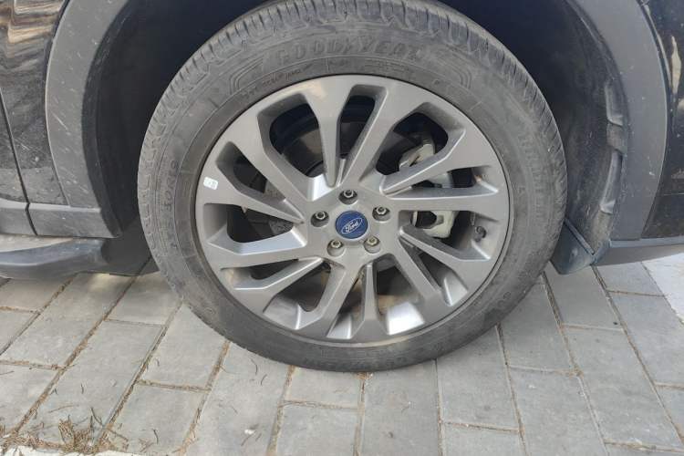 Used Ford Equator 2021 EcoBoost 225 Premier 6-Seater Exterior 4