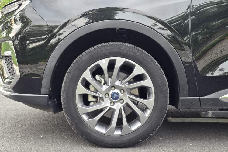 Used Ford Equator 2021 EcoBoost 225 Premier 6-Seater Exterior 8