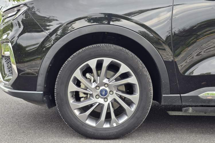 Used Ford Equator 2021 EcoBoost 225 Premier 6-Seater Exterior 9