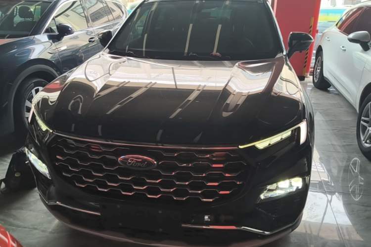 Used Ford Equator 2021 EcoBoost 225 Platinum Edition 6-seater Front
