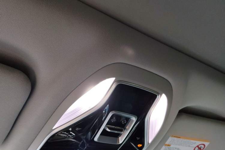 Used Ford Equator 2021 EcoBoost 225 Premier PLUS 6-Seater Headliner
