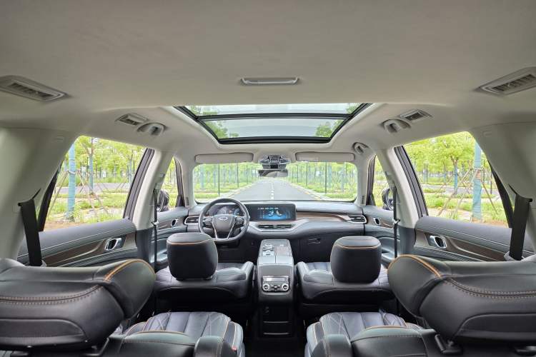 Used Ford Equator 2021 EcoBoost 225 Premier 6-Seater Headliner