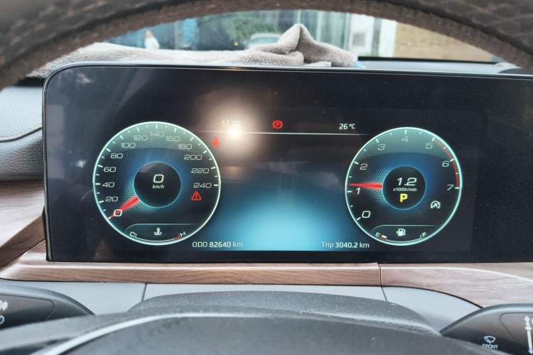 Used Ford Equator 2021 EcoBoost 225 Premier PLUS 6-Seater Instrument Cluster