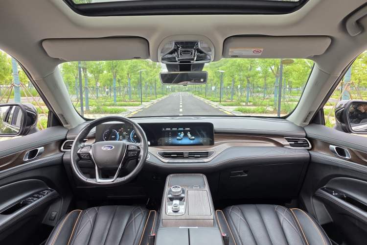 Used Ford Equator 2021 EcoBoost 225 Premier 6-Seater Interior 10