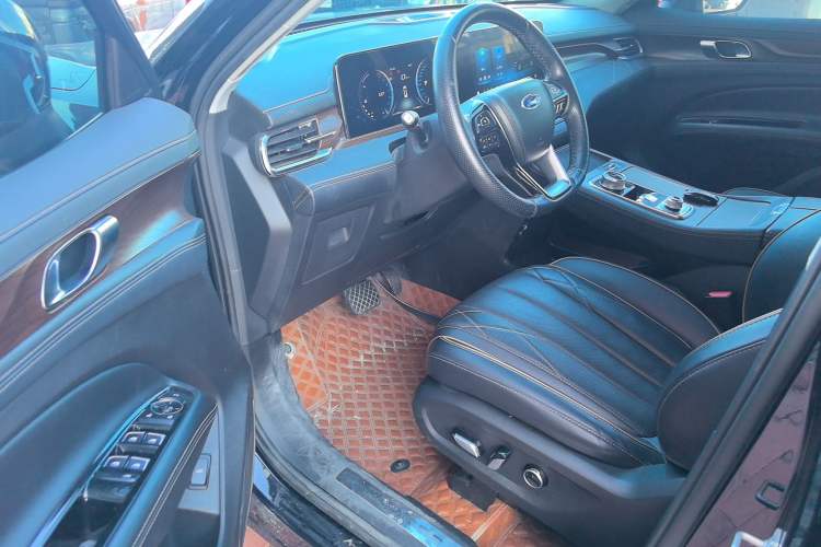 Used Ford Equator 2021 EcoBoost 225 Premier 7-Seater Interior 3