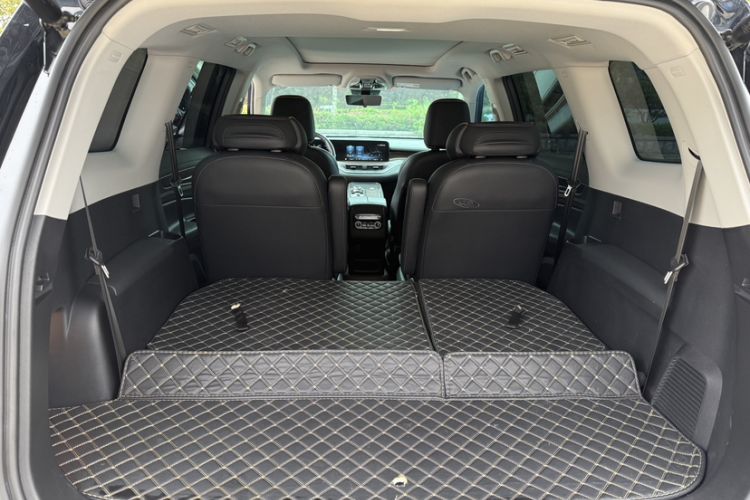 Used Ford Equator 2021 EcoBoost 225 Premier 6-Seater Interior 3