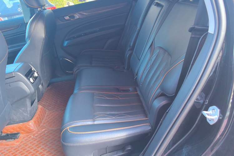 Used Ford Equator 2021 EcoBoost 225 Premier 7-Seater Interior 4
