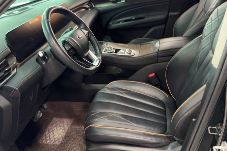 Used Ford Equator 2021 EcoBoost 225 Premier 6-Seater Interior 5