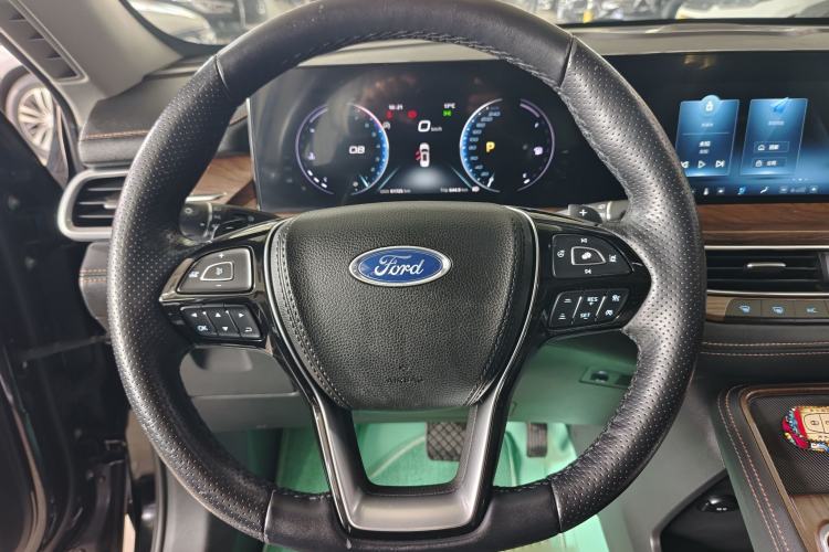 Used Ford Equator 2021 EcoBoost 225 Premier 6-Seater Interior 7