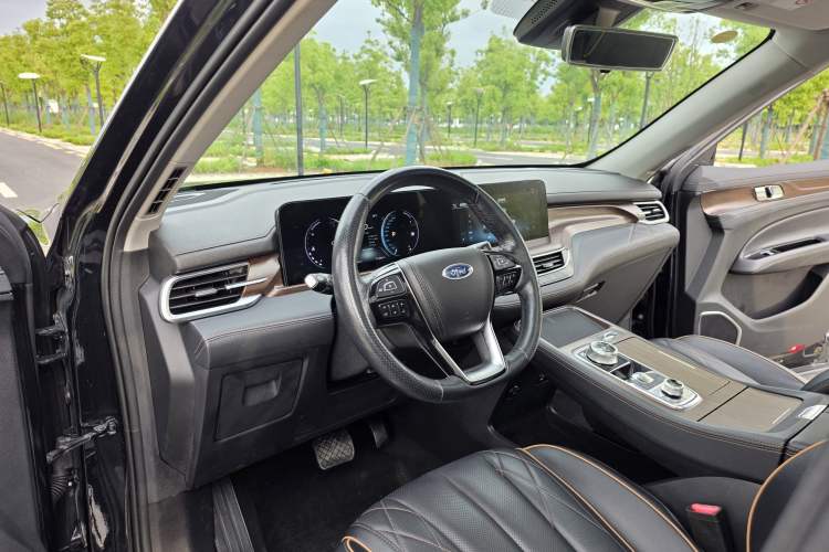 Used Ford Equator 2021 EcoBoost 225 Premier 6-Seater Interior 7