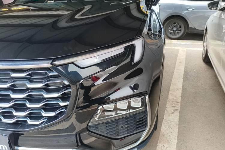 Used Ford Equator 2021 EcoBoost 225 Premier 6-Seater Left Front Headlight