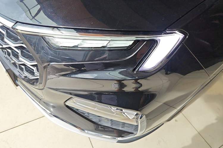 Used Ford Equator 2021 EcoBoost 225 Premier 6-Seater Left Front Headlight