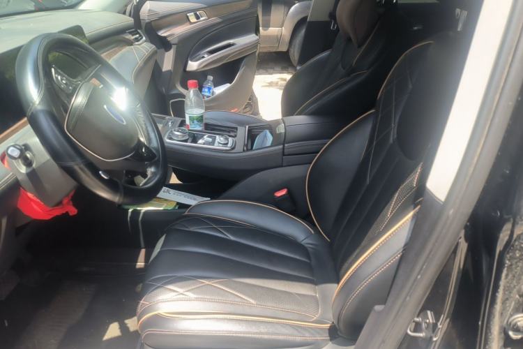 Used Ford Equator 2021 EcoBoost 225 Premier 6-Seater Left Front Seat