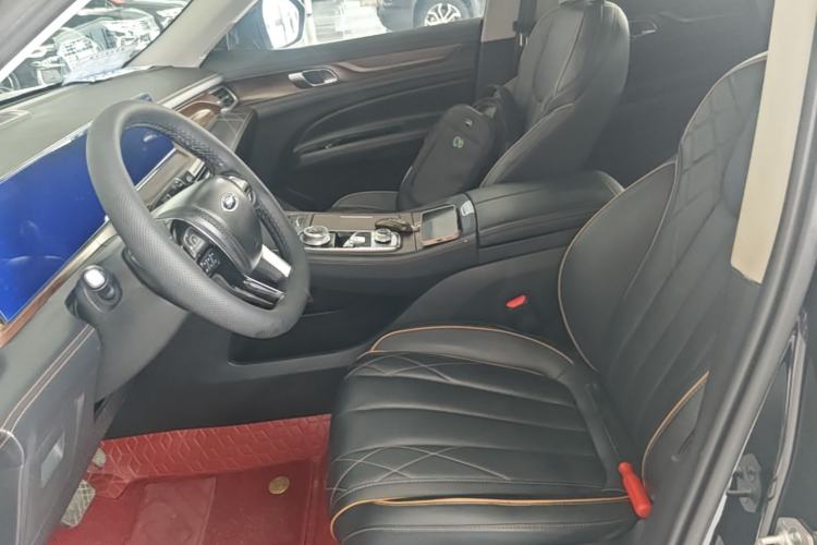 Used Ford Equator 2021 EcoBoost 225 Premier 7-Seater (2/2/3) Left Front Seat