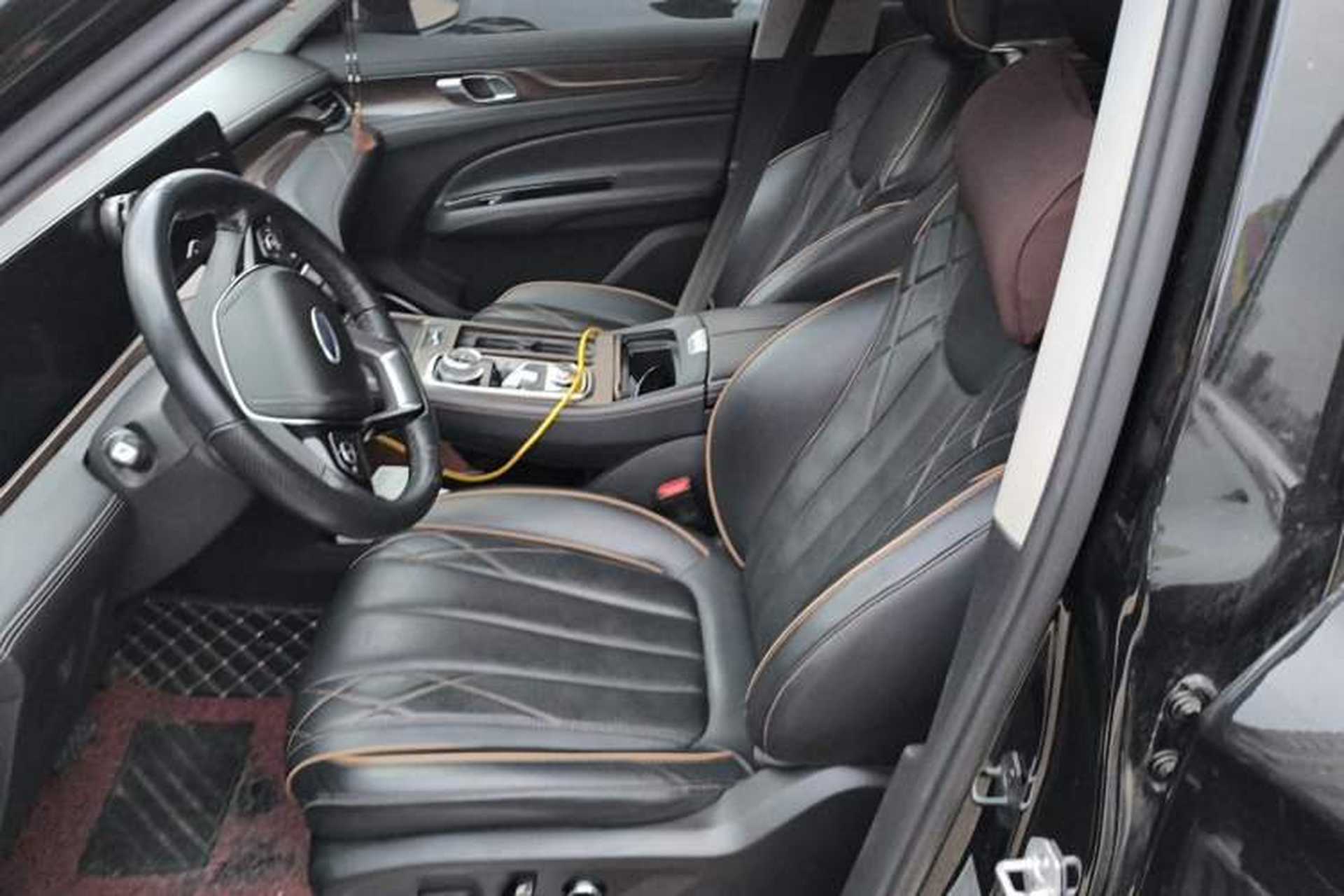 Used Ford Equator 2021 EcoBoost 225 Premier 7-Seater (2/2/3) Left Front Seat