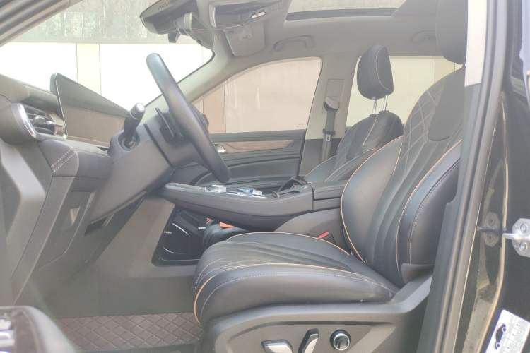 Used Ford Equator 2021 EcoBoost 225 Premier 7-Seater (2/2/3) Left Front Seat