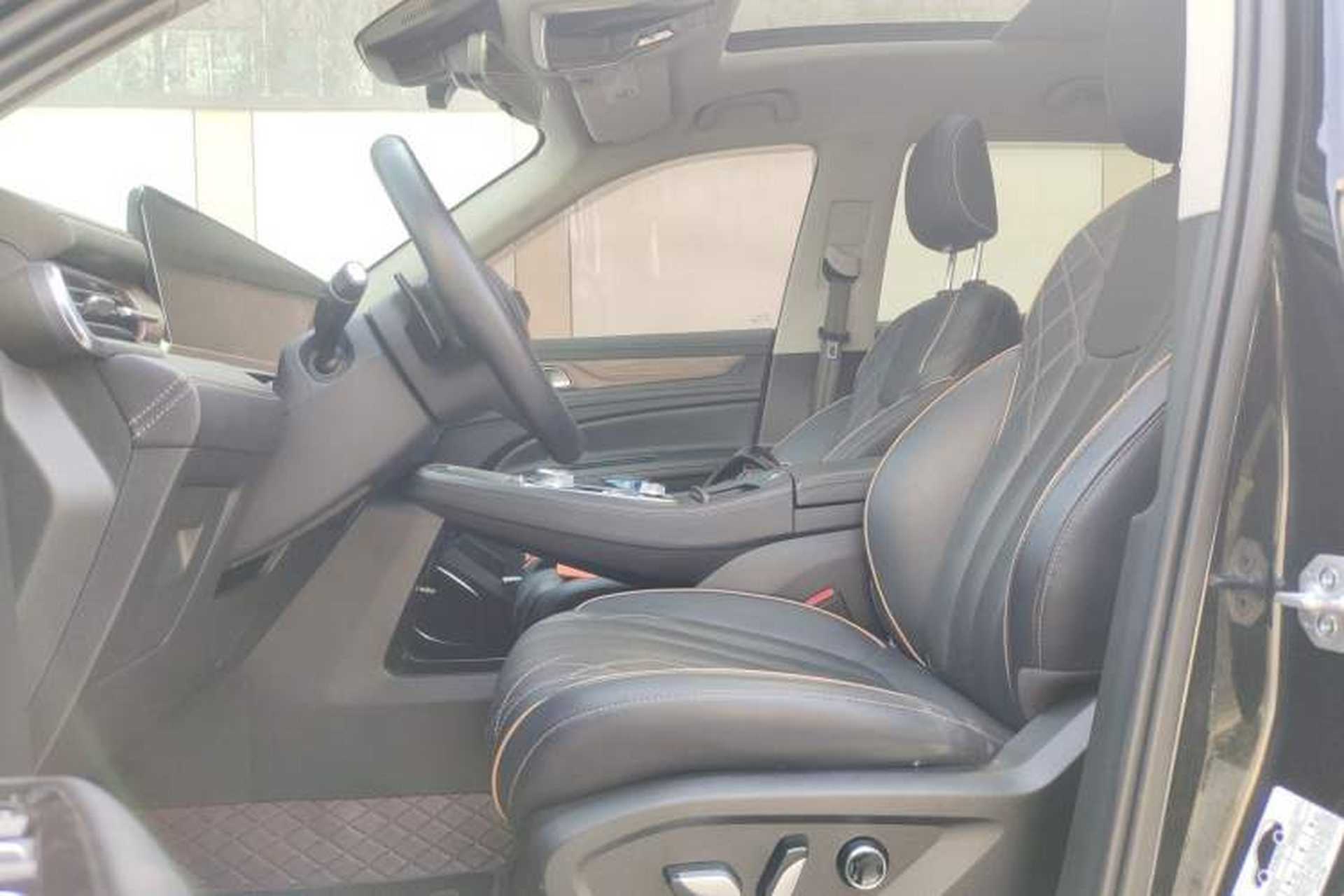 Used Ford Equator 2021 EcoBoost 225 Premier 7-Seater (2/2/3) Left Front Seat