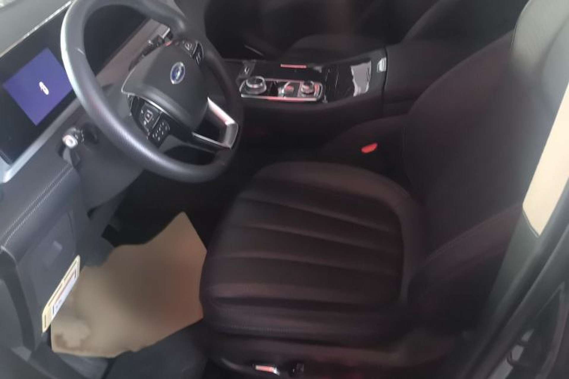 Used Ford Equator 2021 EcoBoost 225 Platinum Edition 6-seater Left Front Seat