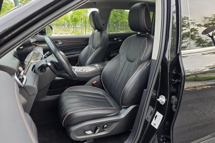 Used Ford Equator 2021 EcoBoost 225 Premier 6-Seater Left Front Seat