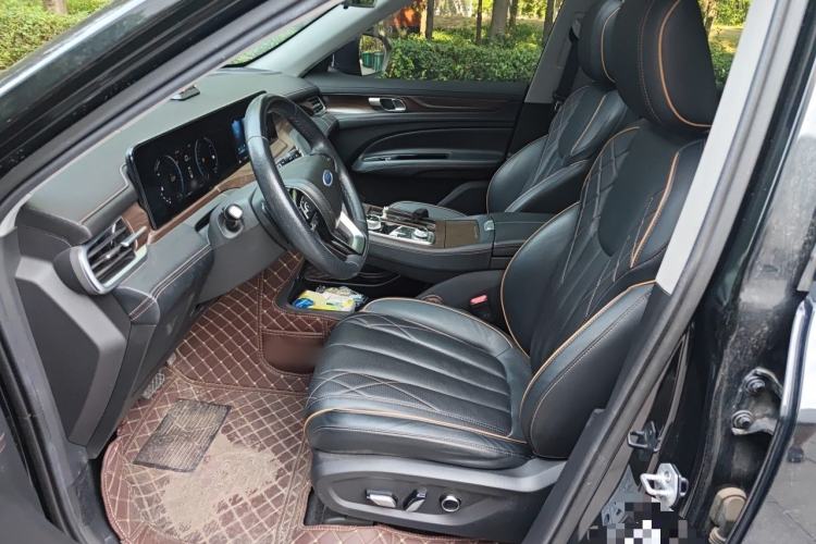 Used Ford Equator 2021 EcoBoost 225 Premier 6-Seater Left Front Seat