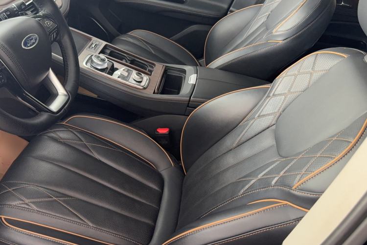Used Ford Equator 2021 EcoBoost 225 Premier 7-Seater (2/2/3) Left Front Seat