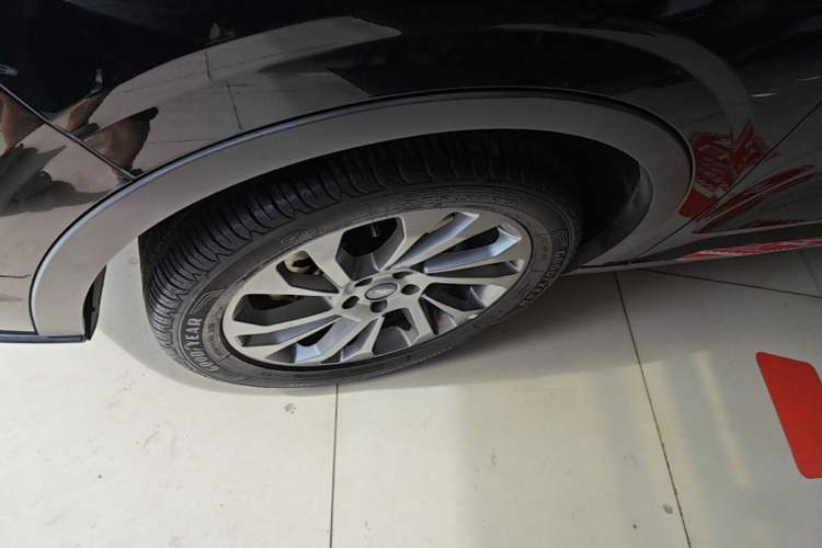 Used Ford Equator 2021 EcoBoost 225 Premier 6-Seater Left Front Wheel Hub
