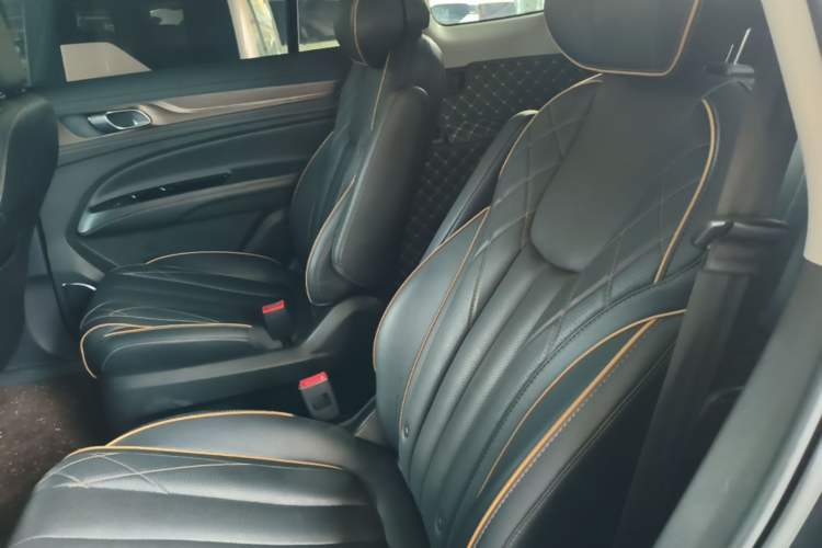 Used Ford Equator 2021 EcoBoost 225 Premier 6-Seater Left Rear Seat
