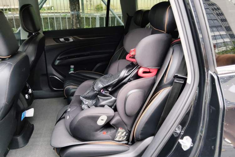 Used Ford Equator 2021 EcoBoost 225 Premier PLUS 6-Seater Left Rear Seat