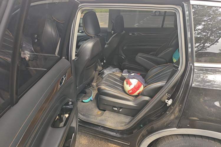 Used Ford Equator 2021 EcoBoost 225 Premier PLUS 6-Seater Left Rear Seat
