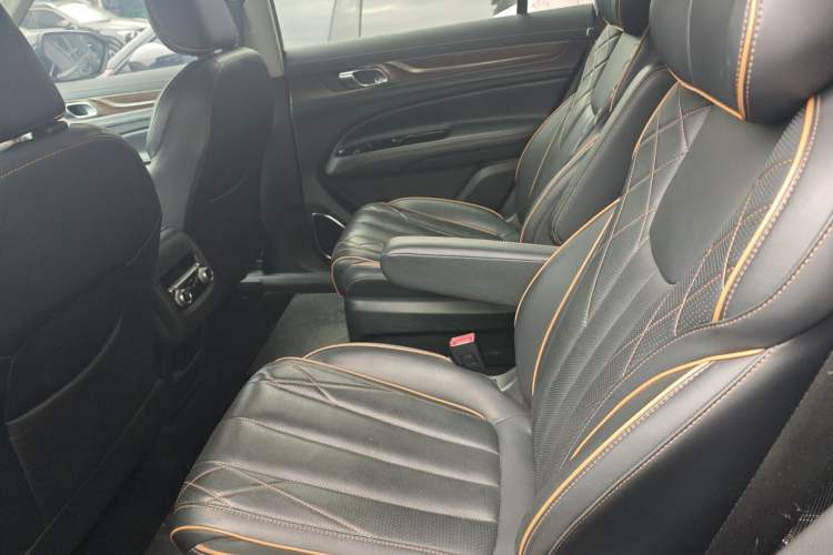 Used Ford Equator 2021 EcoBoost 225 Premier 6-Seater Left Rear Seat