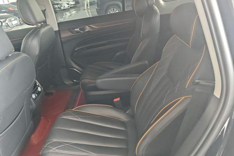 Used Ford Equator 2021 EcoBoost 225 Premier 7-Seater (2/2/3) Left Rear Seat