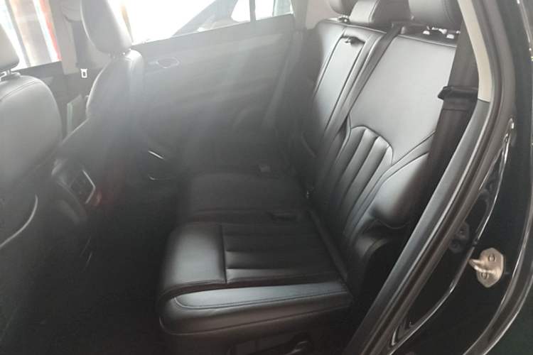Used Ford Equator 2021 EcoBoost 225 Platinum Edition 5-Seater Left Rear Seat