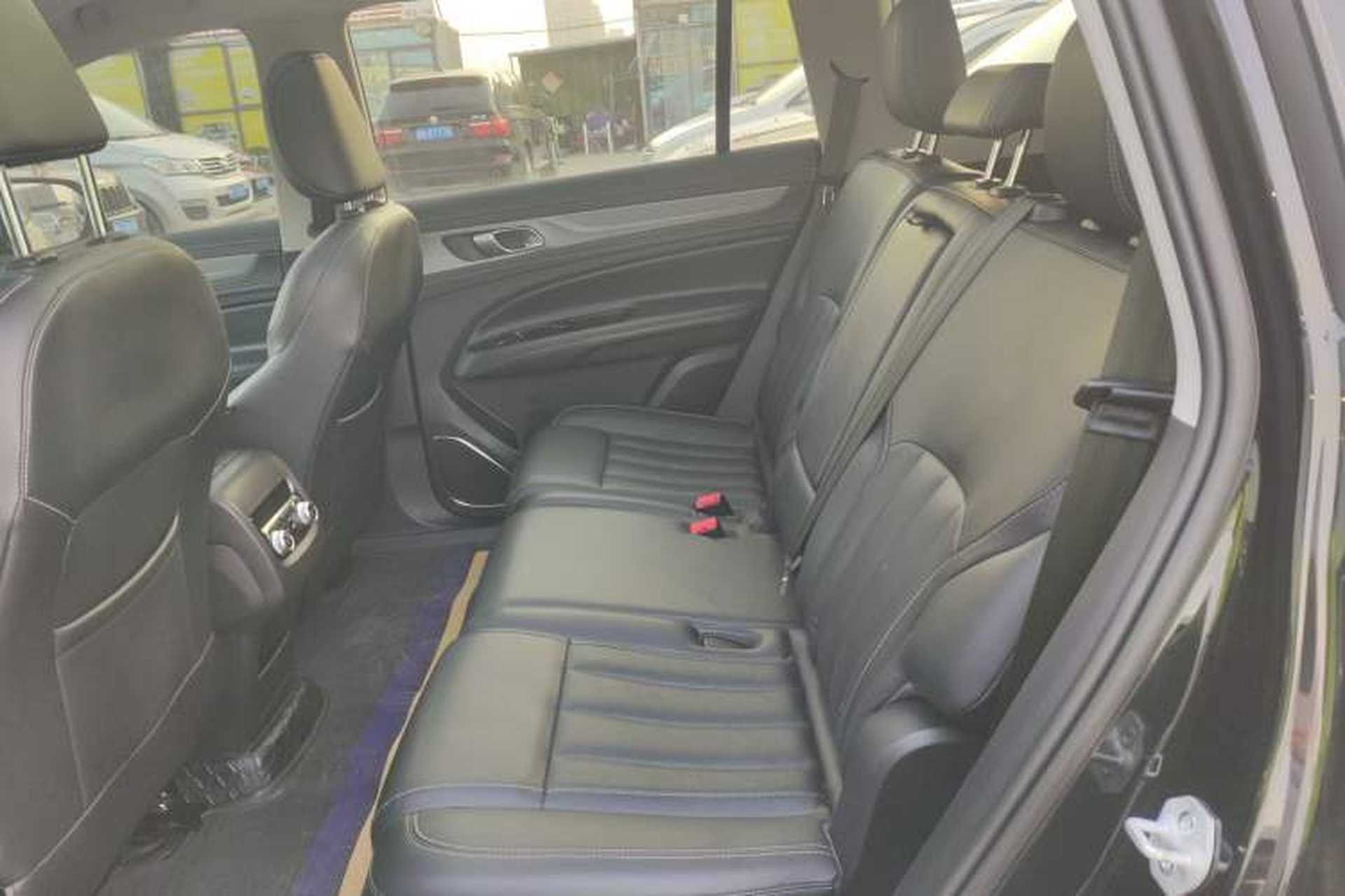 Used Ford Equator 2021 EcoBoost 225 Platinum Edition 7-Seater Left Rear Seat