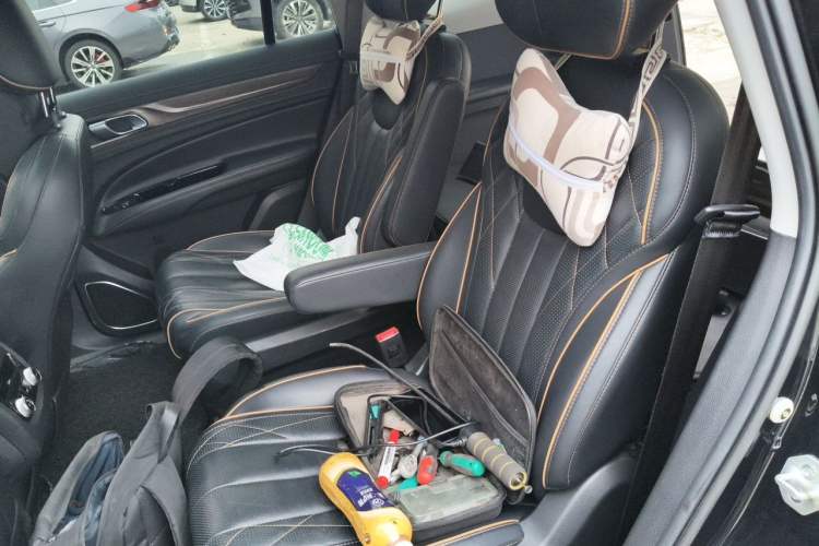 Used Ford Equator 2021 EcoBoost 225 Premier PLUS 6-Seater Left Rear Seat