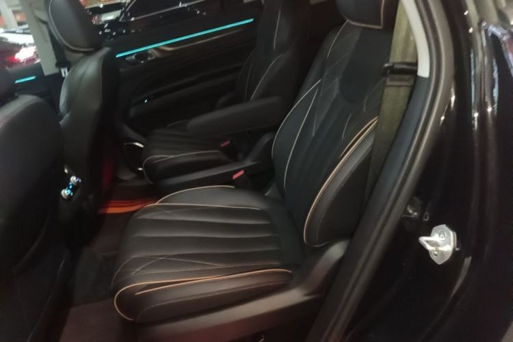Used Ford Equator 2021 EcoBoost 225 Premier 6-Seater Left Rear Seat