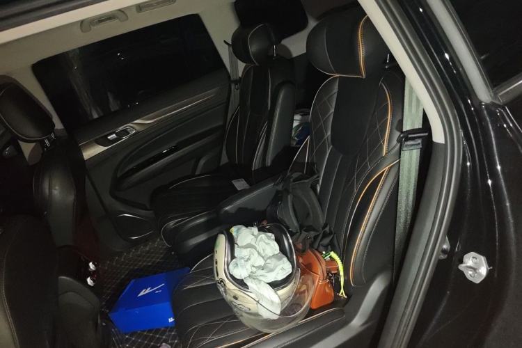 Used Ford Equator 2021 EcoBoost 225 Premier 6-Seater Left Rear Seat