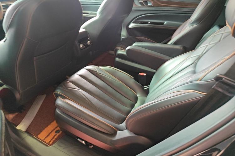 Used Ford Equator 2021 EcoBoost 225 Premier 6-Seater Left Rear Seat