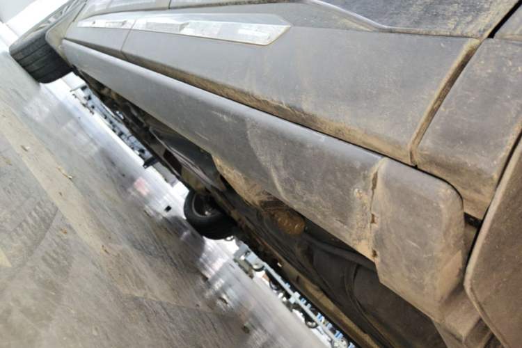 Used Ford Equator 2021 EcoBoost 225 Premier 6-Seater Left Side Sill