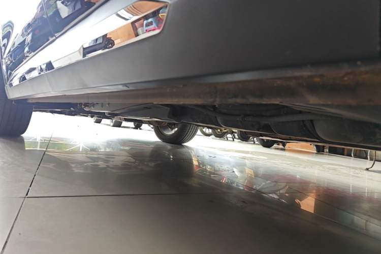 Used Ford Equator 2021 EcoBoost 225 Premier 6-Seater Left Side Sill