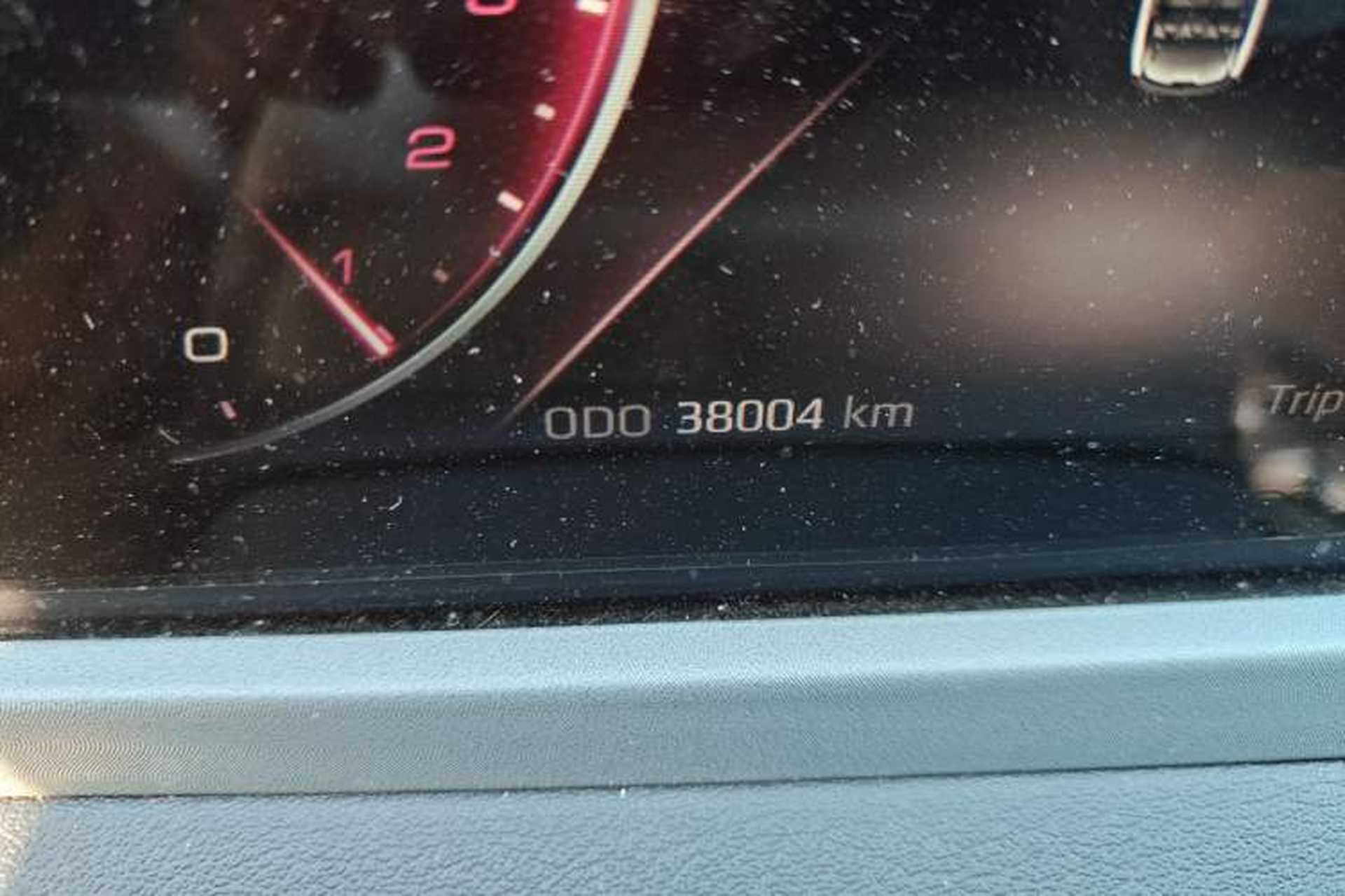 Used Ford Equator 2021 EcoBoost 225 Platinum Edition 7-Seater Odometer Close Up