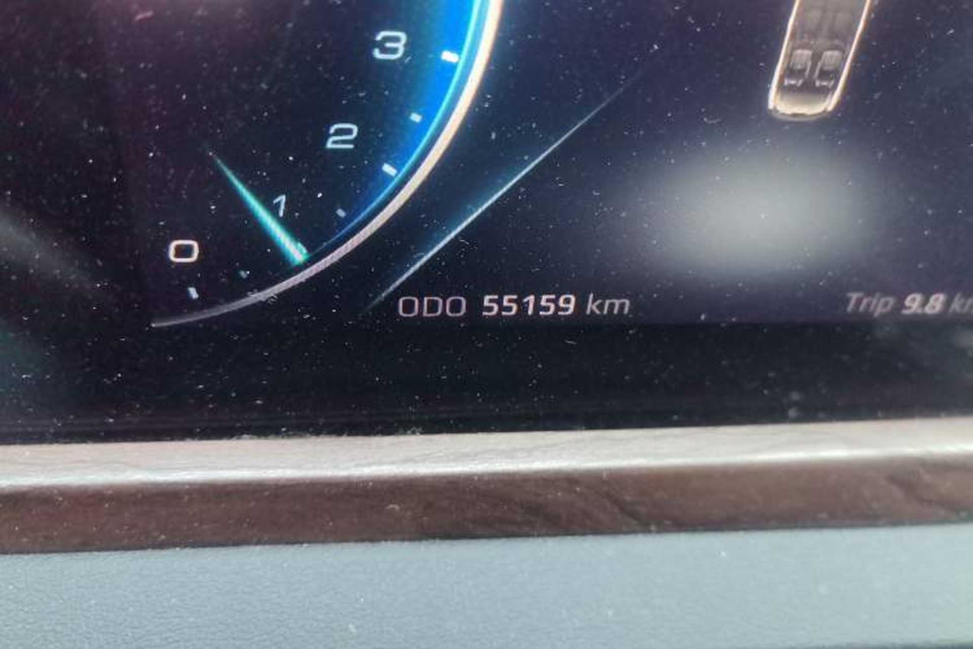 Used Ford Equator 2021 EcoBoost 225 Premier 6-Seater Odometer Close Up