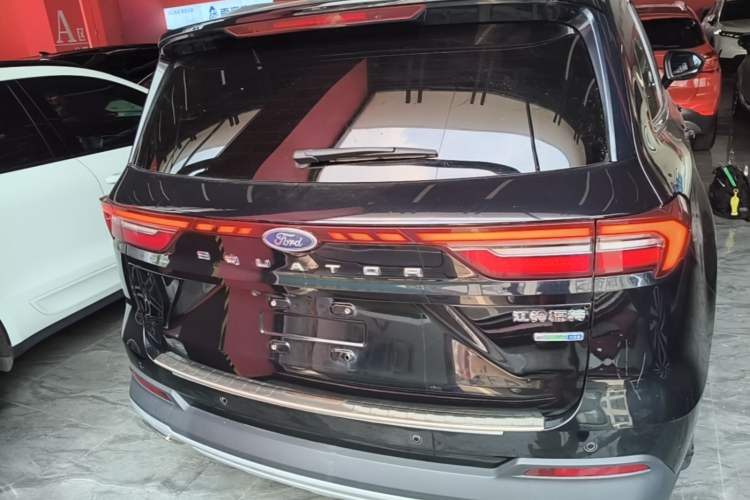 Used Ford Equator 2021 EcoBoost 225 Platinum Edition 6-seater Rear