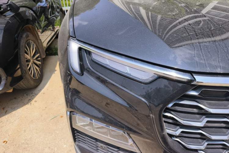Used Ford Equator 2021 EcoBoost 225 Premier 7-Seater Right Front Headlight