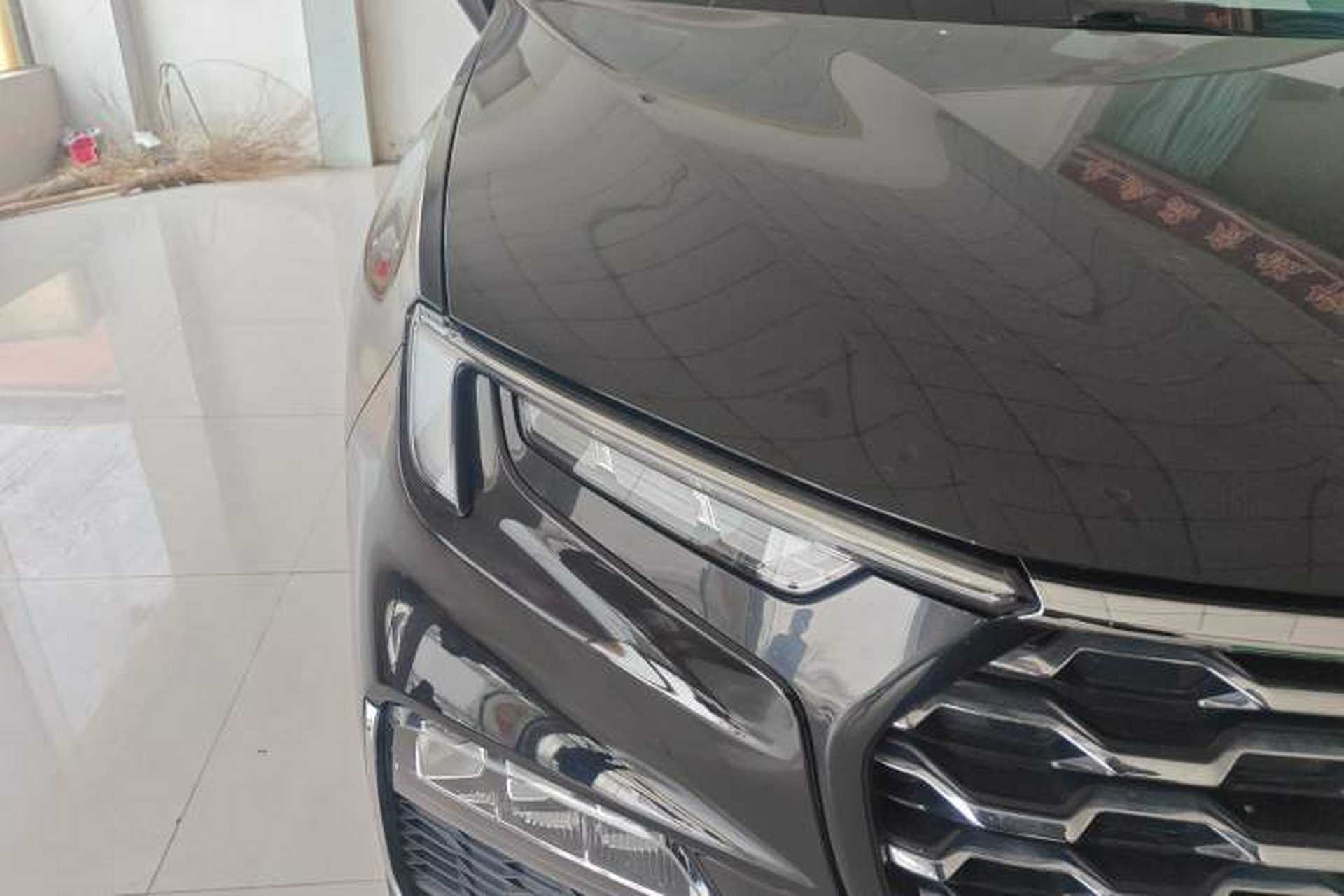 Used Ford Equator 2021 EcoBoost 225 Premier 6-Seater Right Front Headlight