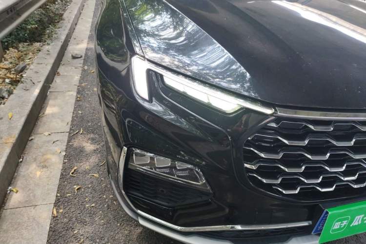 Used Ford Equator 2021 EcoBoost 225 Platinum Edition 6-seater Right Front Headlight