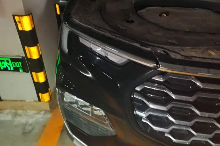 Used Ford Equator 2021 EcoBoost 225 Premier 6-Seater Right Front Headlight