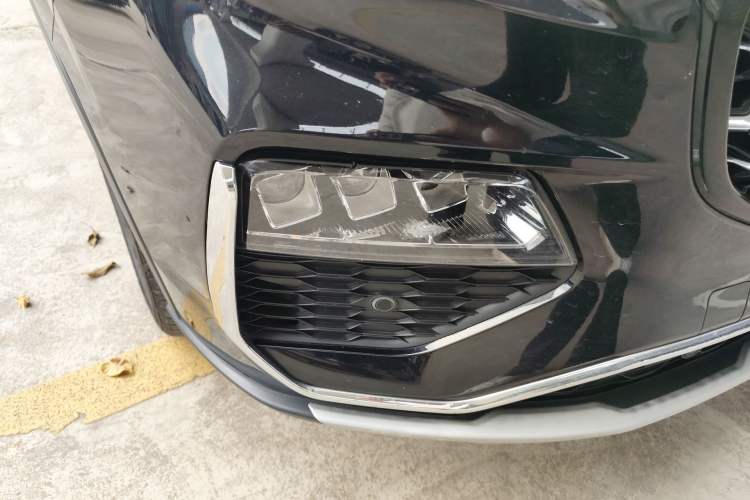 Used Ford Equator 2021 EcoBoost 225 Premier 6-Seater Right Front Headlight